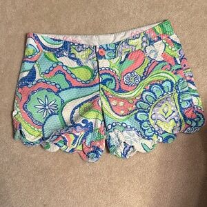 Lilly Pulitzer Buttercup Scallop-Hem Multicolor Shorts
